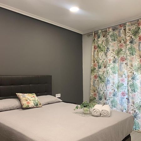 Apartamento Deluxe, 4 Habitaciones, Parking Мадрид Екстер'єр фото